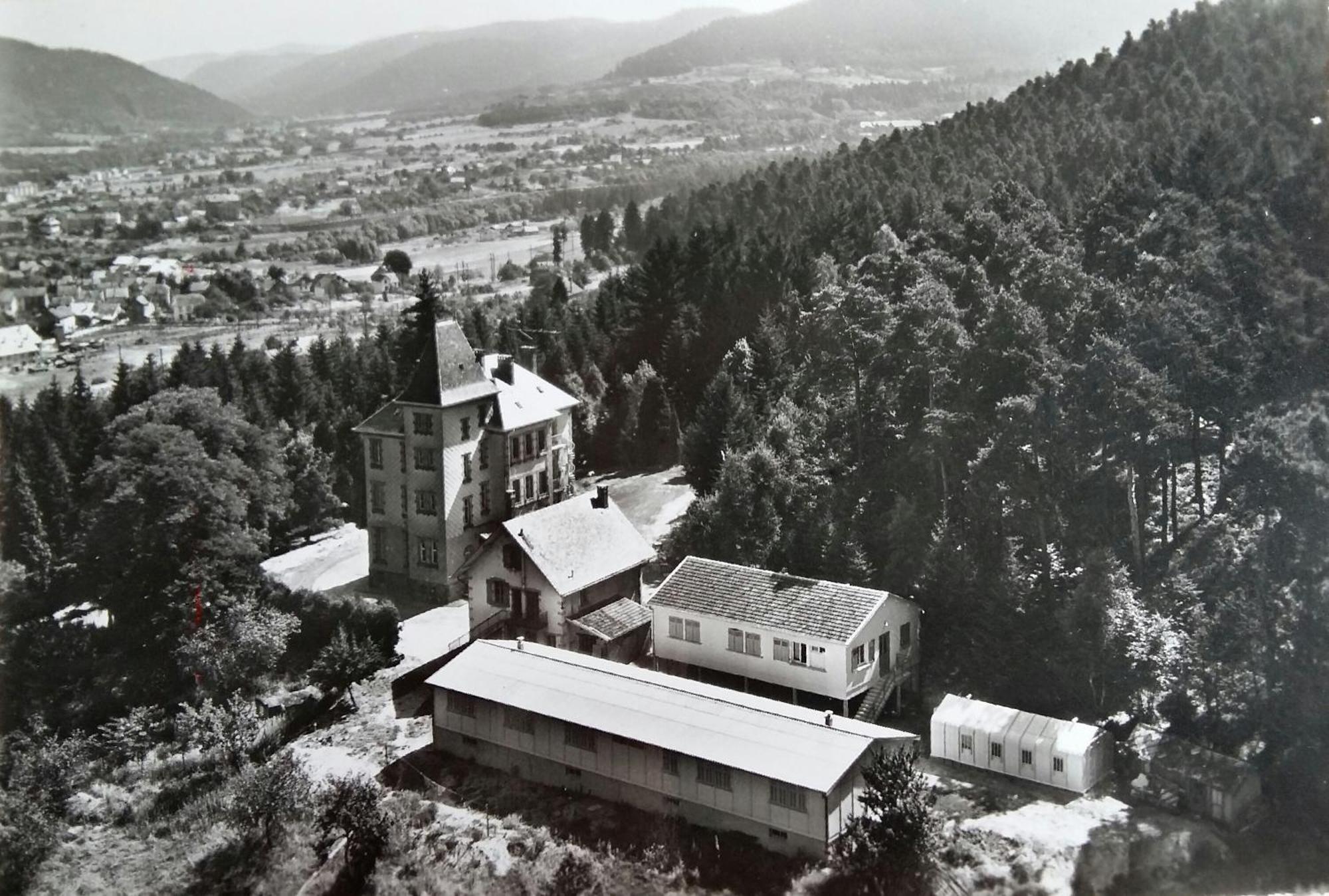Chateau Robert Raon-lʼÉtape Eksteriør billede
